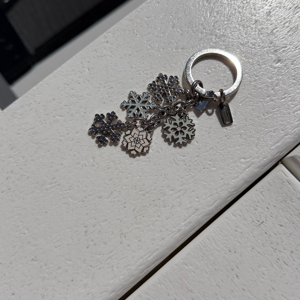 Vintage Coach Silver Snowflake Charm/Key Fob - Picture 11 of 11